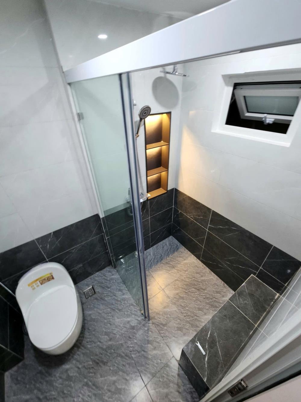 Bán nhà 6 tầng, thang máy, 40m2, 11.6 tỷ - Gần Trường Chinh, Thanh Xuân