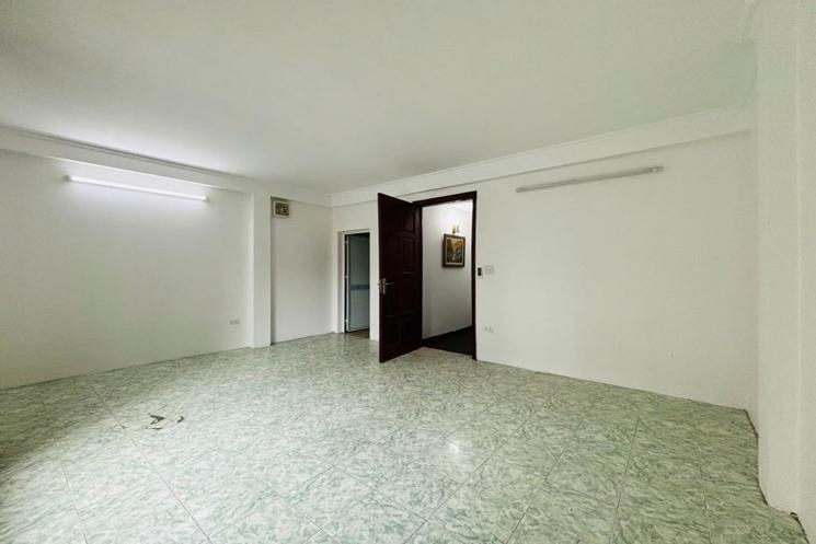 Bán nhà Kẻ Vẽ 39m2, ô tô đỗ cửa, 5 tầng, 6,8 tỷ có thương lượng