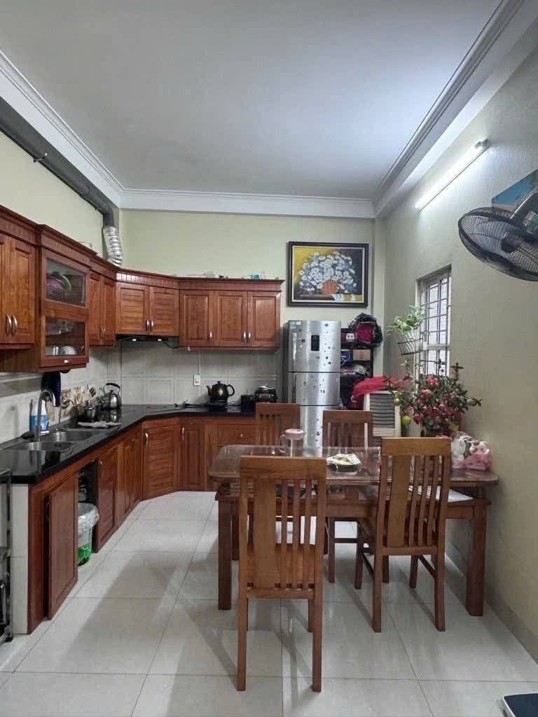 Bán Nhà Đẹp 43m2, 3 Tầng, Gần Khu Đất Dịch Vụ 25.2ha - Giá 6.19 Tỷ