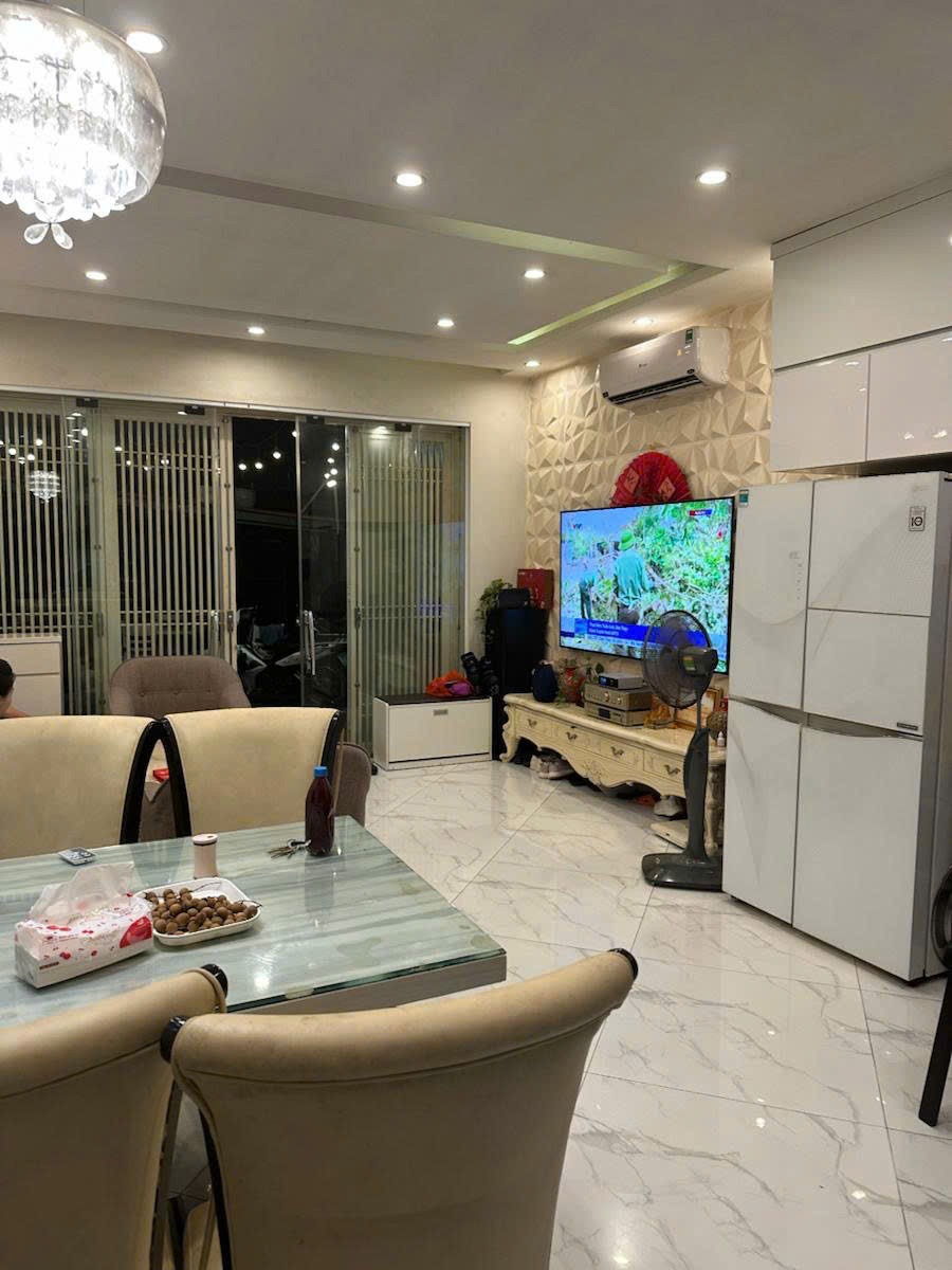 Bán tòa nhà mặt phố Trung Phụng - 86m2, 7 Tầng, Thang Máy, Giá 48.5 Tỷ