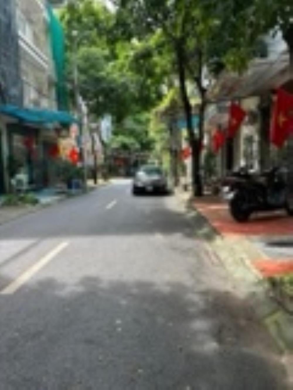 Nhà 5 Tầng, Mặt Phố Hà Đông - Giá Rẻ, Kinh Doanh Tốt - 14 tỷ