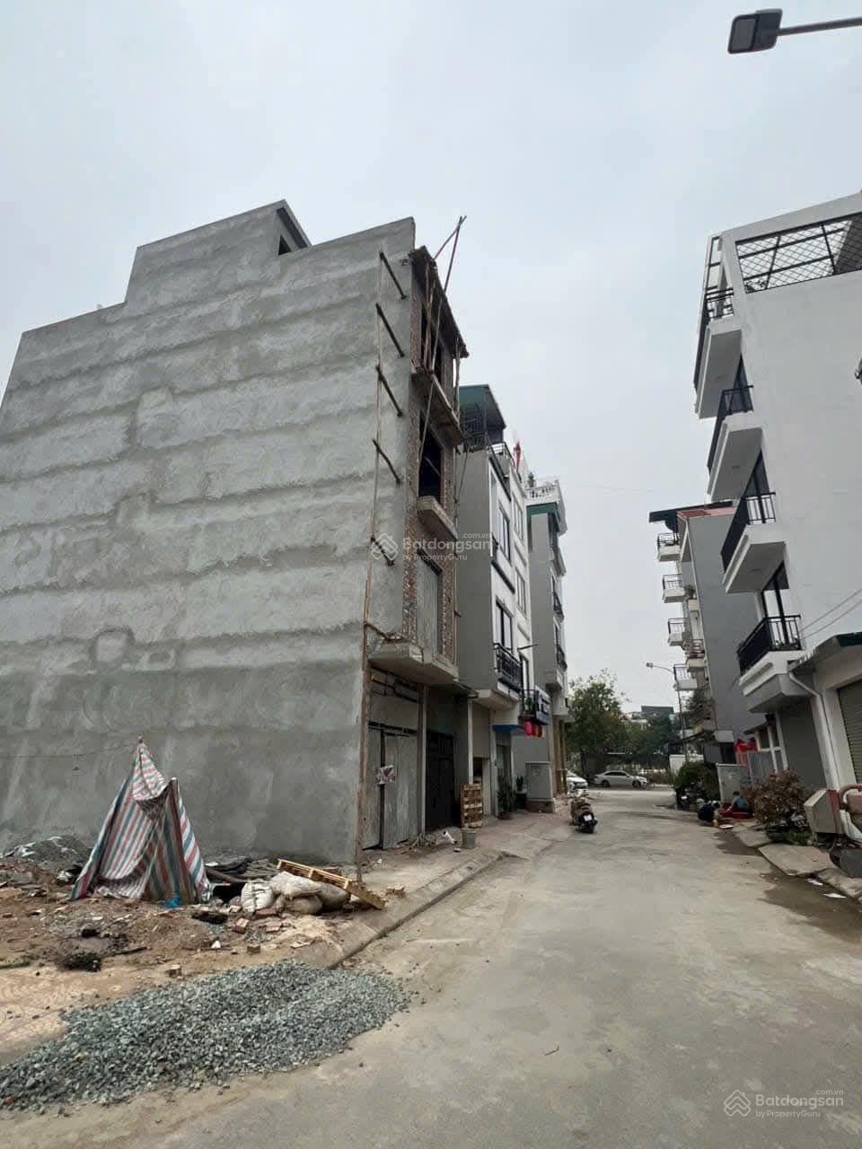 Bán nhà Khu Đất Dịch Vụ Vân Canh 42m2, 5 Tầng, Giá 11 Tỷ - Vị Trí Đắc Địa