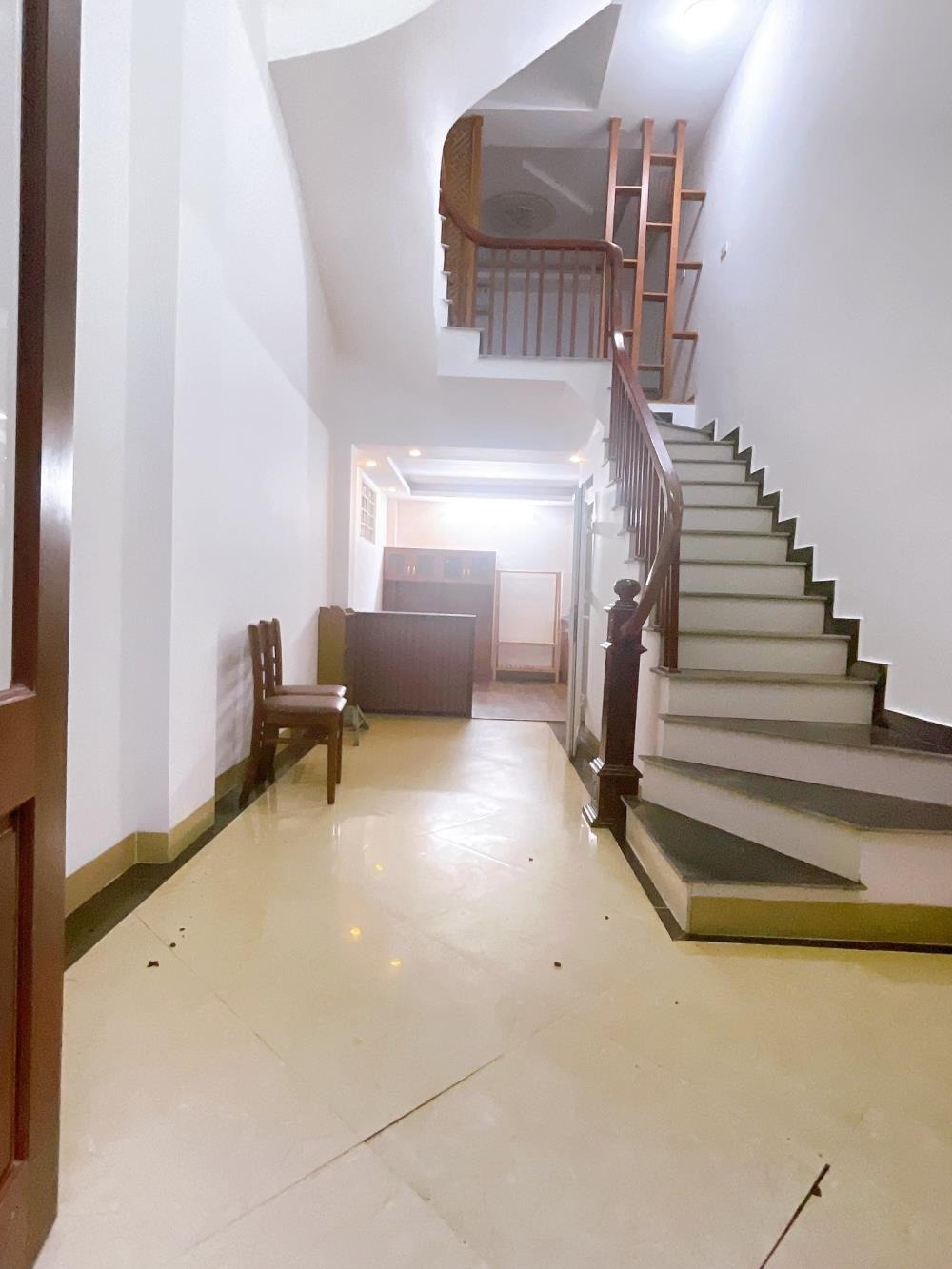 Siêu phẩm lô góc Mậu Lương, Kiến Hưng – 5 Tầng Full Nội Thất – Giá 6 Tỷ