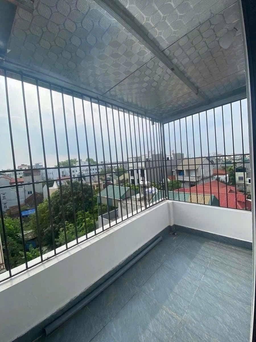 Nhà Kim Chung 31m² 5 Tầng, 10m Ô Tô, Giá 4.7 Tỷ - Vị Trí Đắc Địa