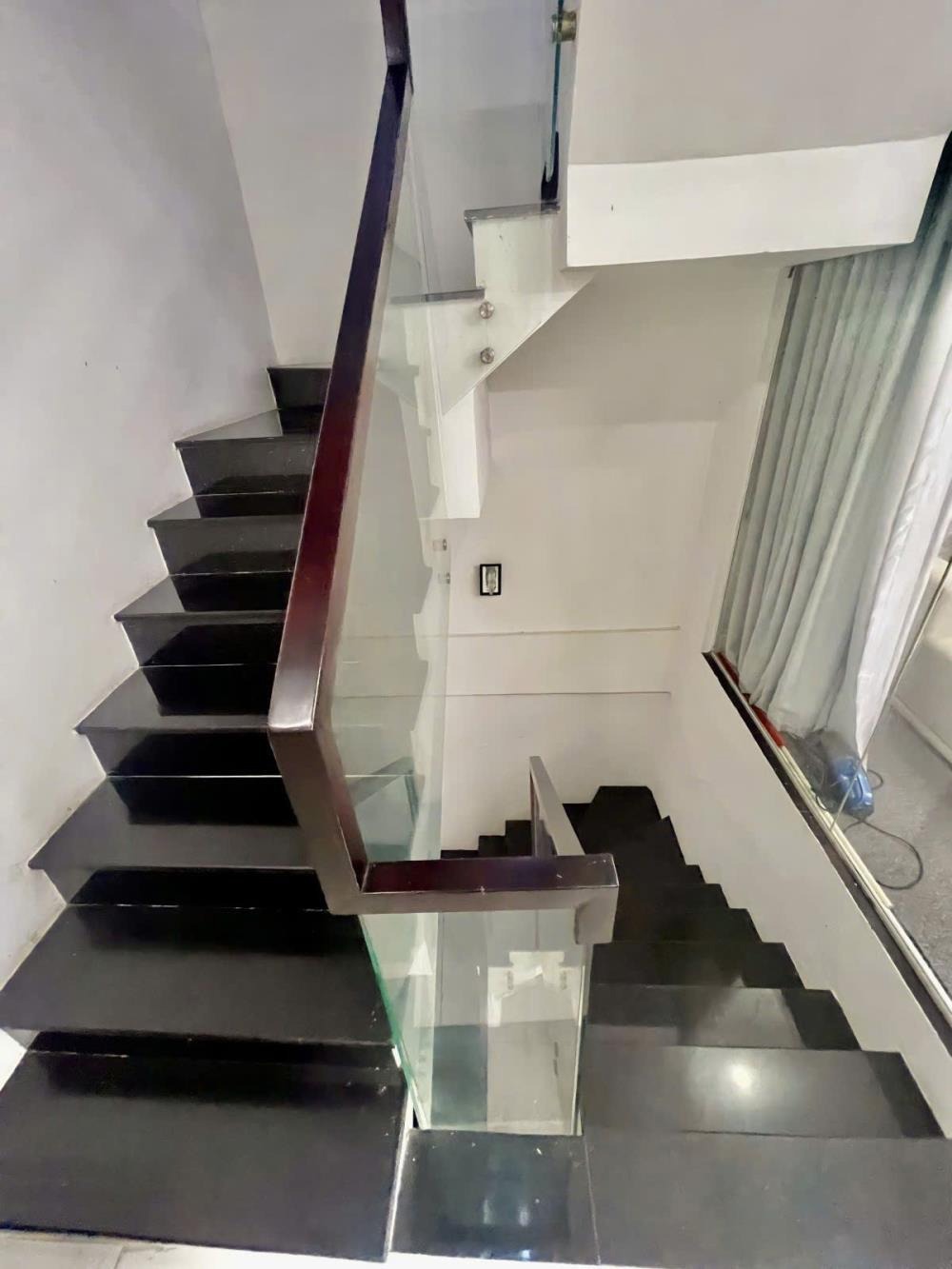 Bán nhà HXH Cao Thắng, Quận 10 - 4x13m, 3 Lầu, Giá 12.5 tỷ