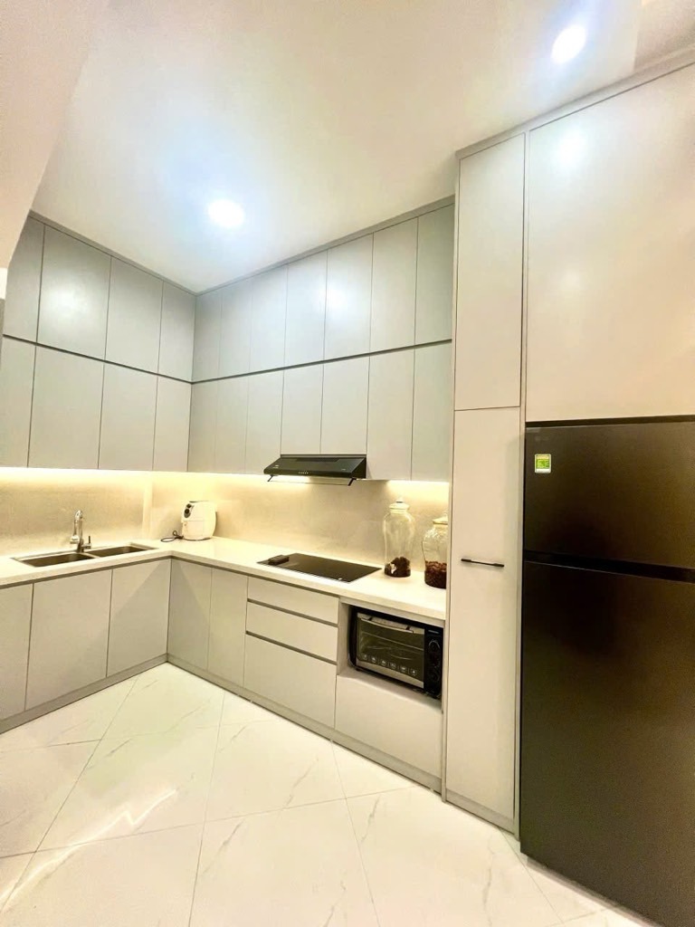 Nhà phố Trường Chinh: 43m2, 5 Tầng, 8.85 Tỷ - Vị Trí Đắc Địa, Tiện Ích Vô Vàn