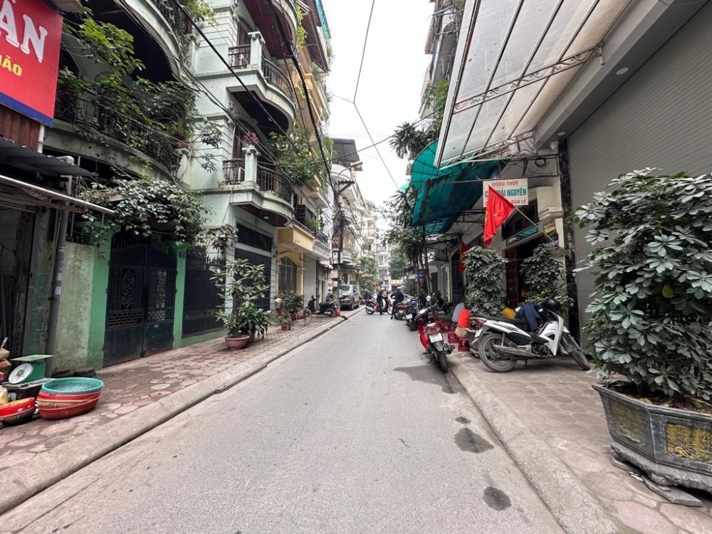 Bán nhà kim đồng phân lô, ô tô chạy vòng quanh, Hoàng Mai - 13.7 tỷ