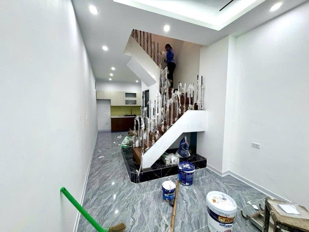 Bán Gấp Nhà Phố Pháo Đài Láng - 45m2, 4 Tầng, Giá 8 Tỷ - Vị Trí Đắc Địa