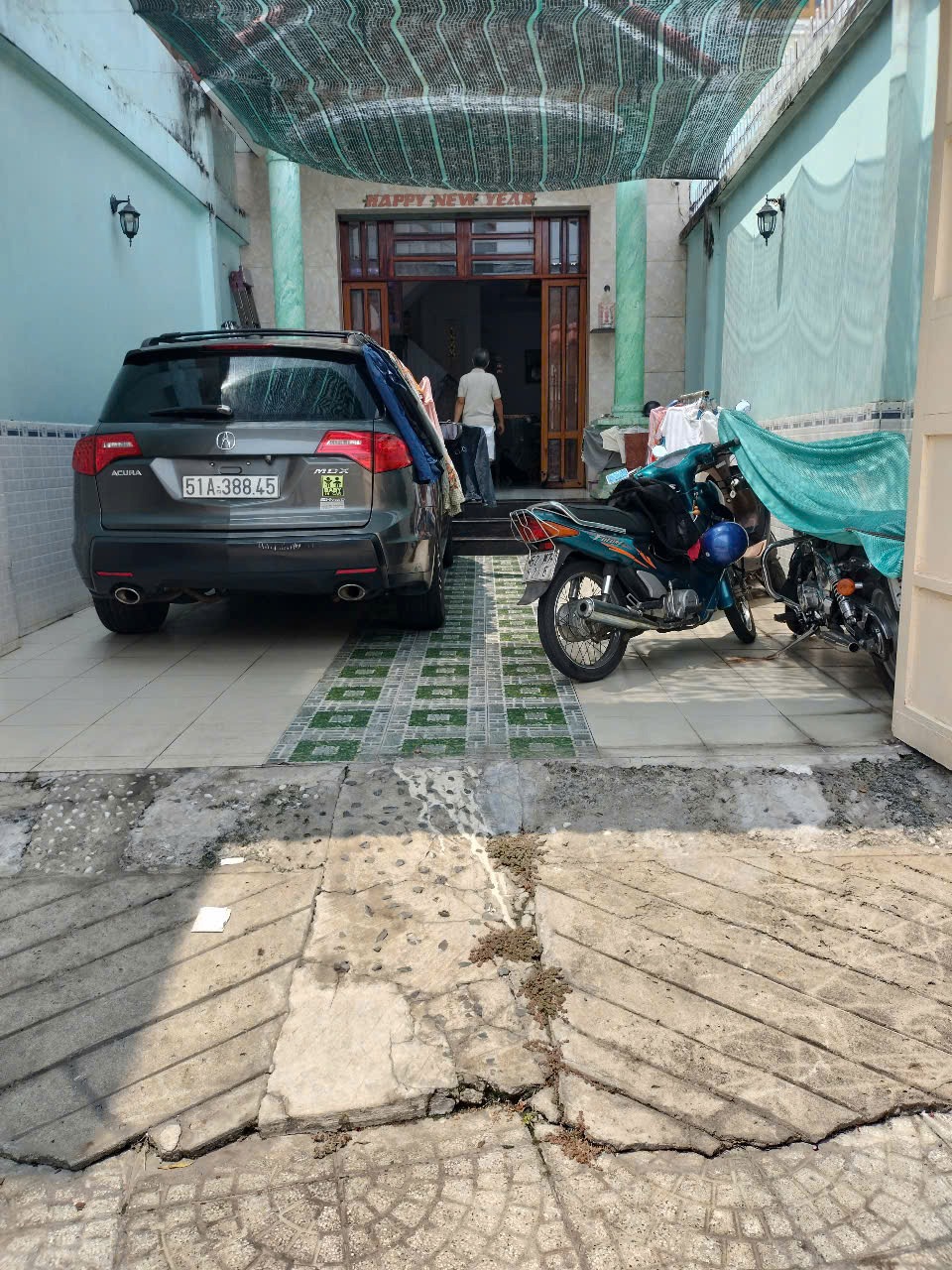 Bán nhà mặt tiền đường Văn Thân, Quận 6 - 4 Tầng, 117m2, Giá 26.8 Tỷ