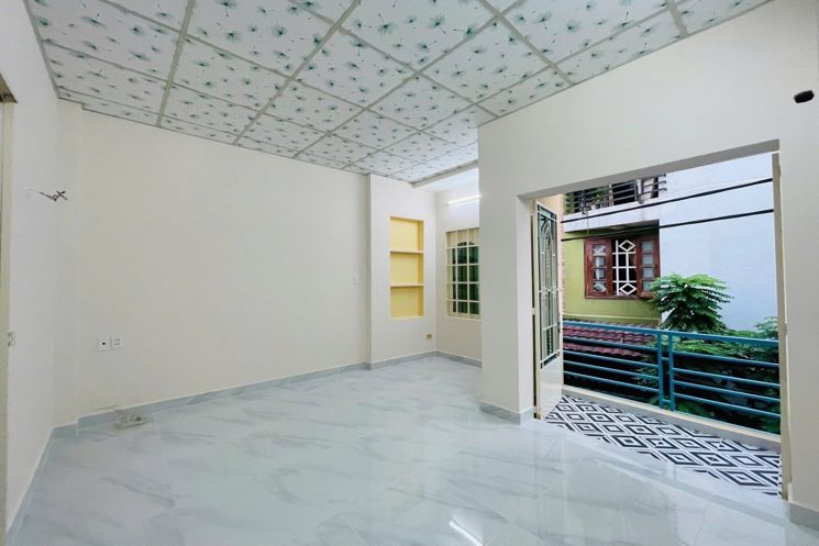 Nhà Đẹp Lạc Long Quân Nhỉnh 4 Tỷ
