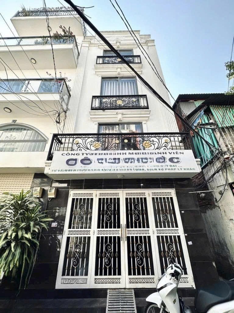 Bán nhà Điện Biên Phủ, Bình Thạnh - 4 Tầng, Kinh Doanh, Giáp Quận 1