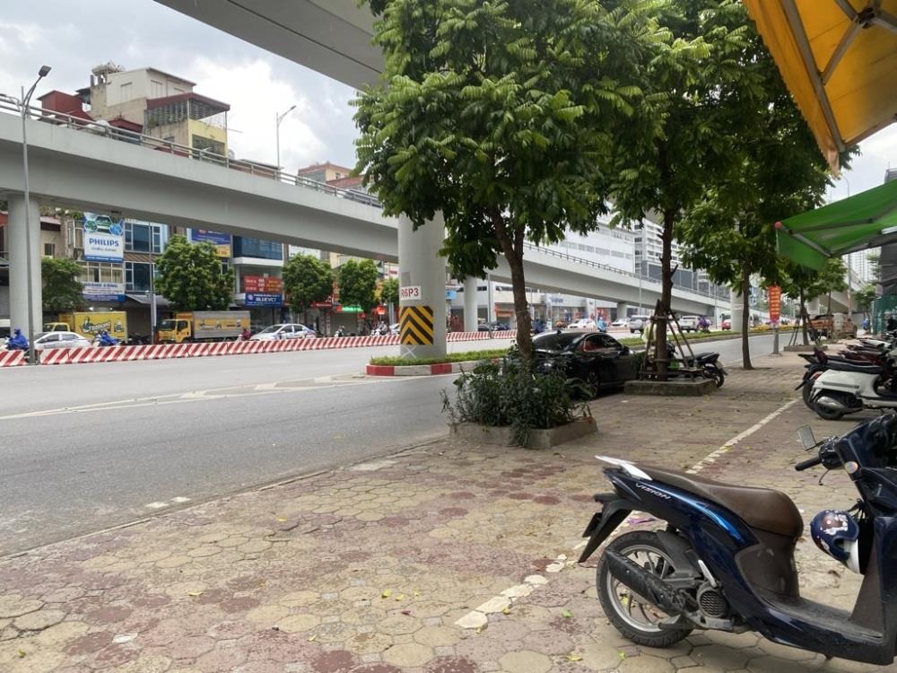 Nhà Mới Xây 7 Tầng, Thang Máy, Ngã Tư Sở - Vị Trí Đắc Địa, Tiện Ích Vượt Trội