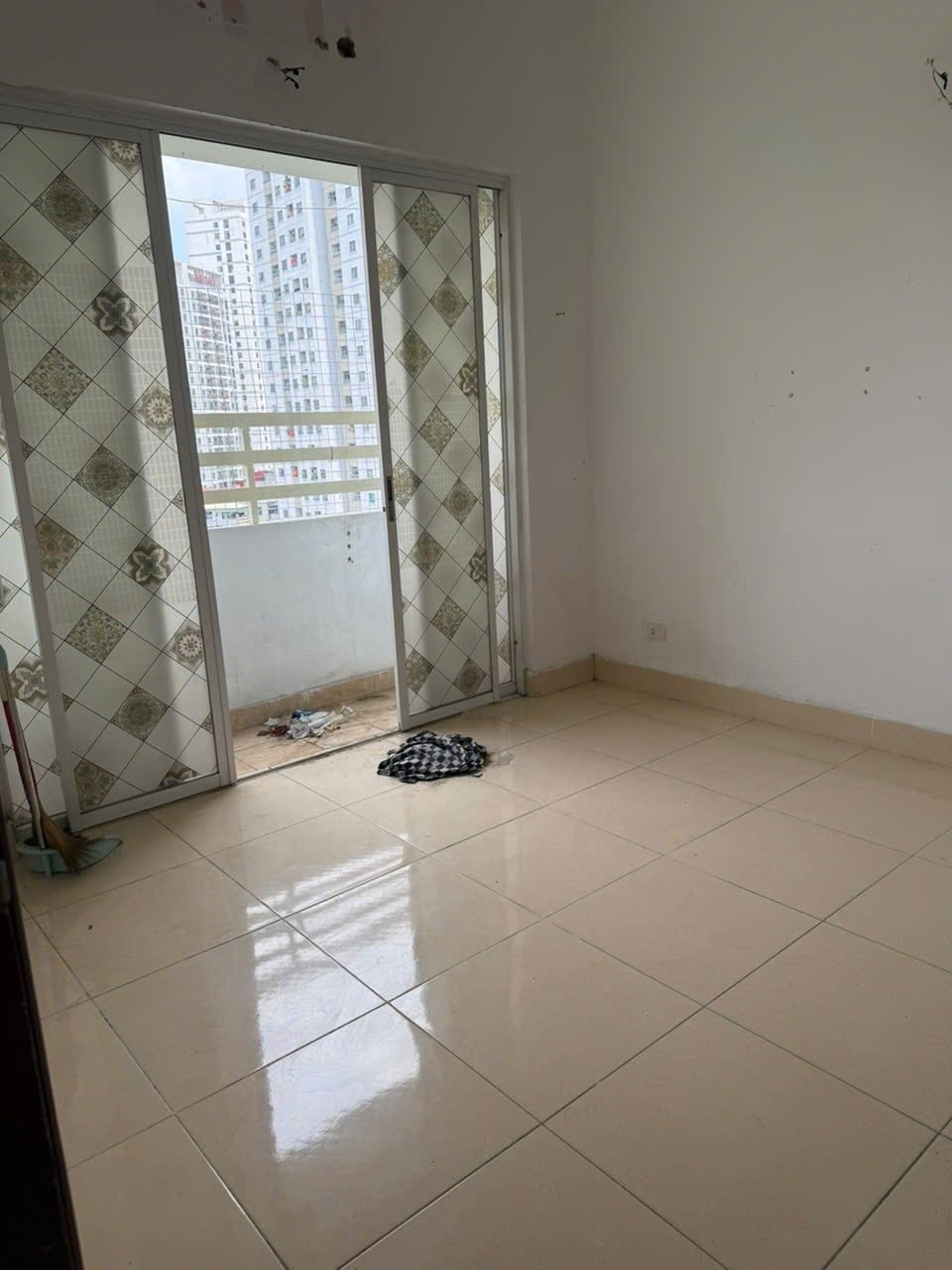 Căn hộ Ngoại Giao Đoàn 75m2 - View Đẹp, 2PN, 6.9 tỷ