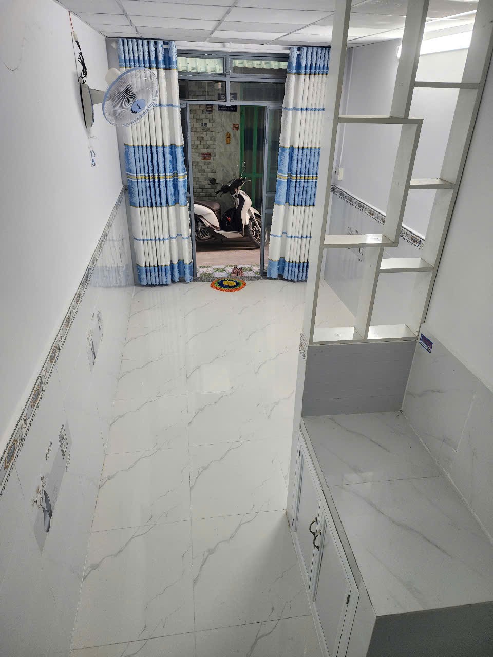 Bán Gấp Nhà Hóc Môn Giá Rẻ 350 Triệu - Vị Trí Đắc Địa