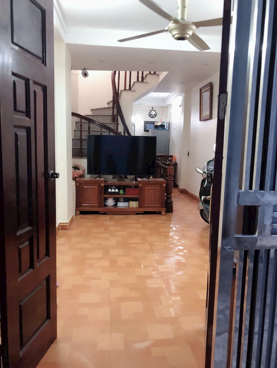 Bán Nhà 4 Tầng Hải Bối, Đông Anh - 30m2 - Đỗ Xe Cửa - Full Nội Thất