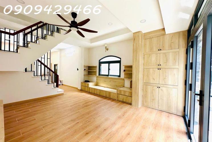 5,1 TỶ - QUẬN 7 - HẺM XE HƠI - SỔ HỒNG RIÊNG - GẦN ĐƯỜNG NGUYỄN THỊ THẬP
