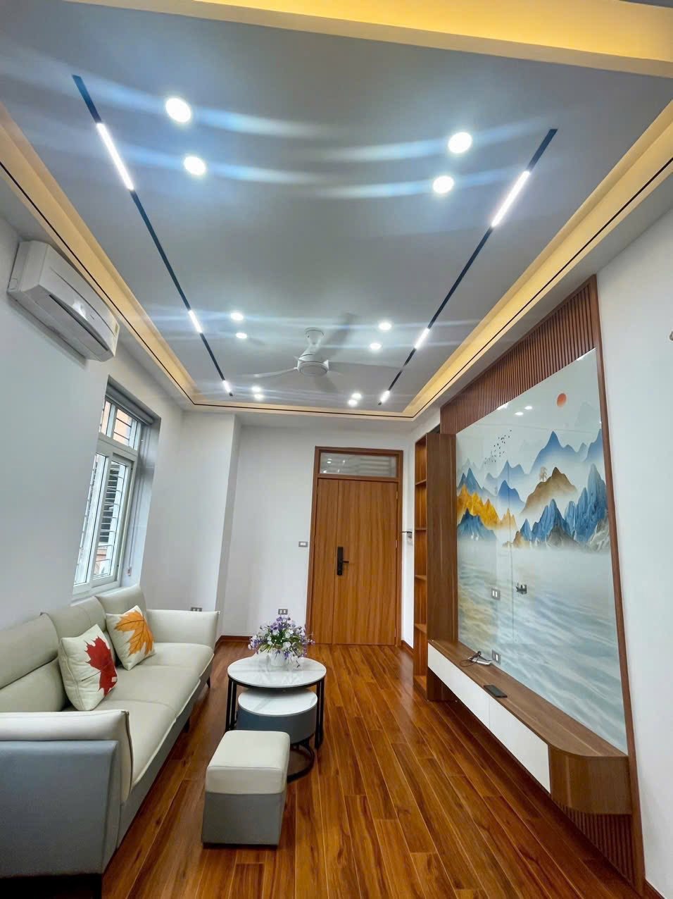 Căn hộ Trung Hòa Nhân Chính 59m2 Full Nội Thất - Giá 5.4 Tỷ