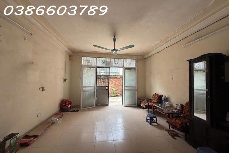 Ngô Gia Tự – 40m² – Mặt Tiền 4.4m – 2 Mặt Thoáng – Ngõ Ô Tô – Giá Mới 7.95 Tỷ