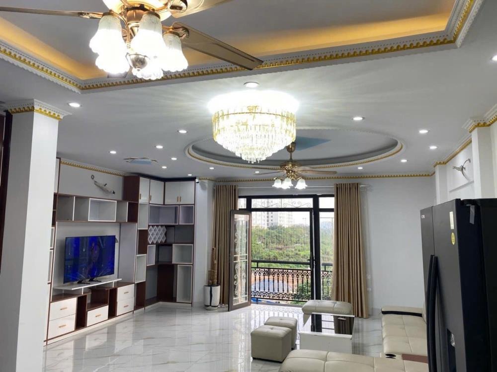 Nhà Mặt Phố Góc Kiến Hưng, Hà Đông - Kinh Doanh Sầm Uất, Giá 17 tỷ