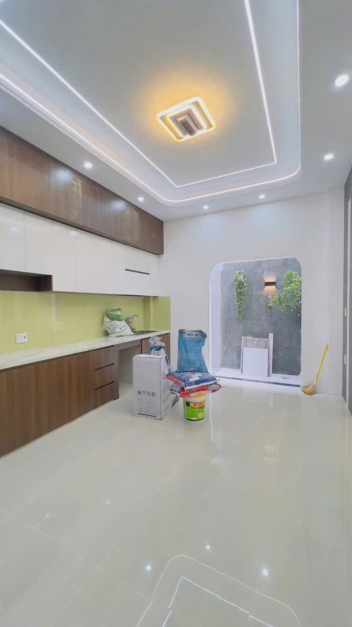 Nhà Hẻm Liên Khu 5-6, Bình Hưng Hòa B, Bình Tân - 60m2, 4PN, 4WC - Giá 5.3 Tỷ