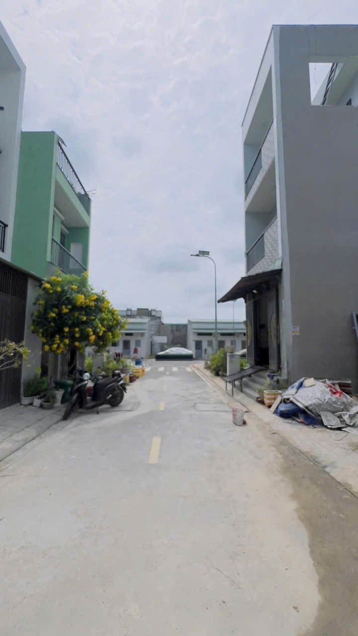 Nhà Hẻm Liên Khu 5-6, Bình Hưng Hòa B, Bình Tân - 60m2, 4PN, 4WC - Giá 5.3 Tỷ