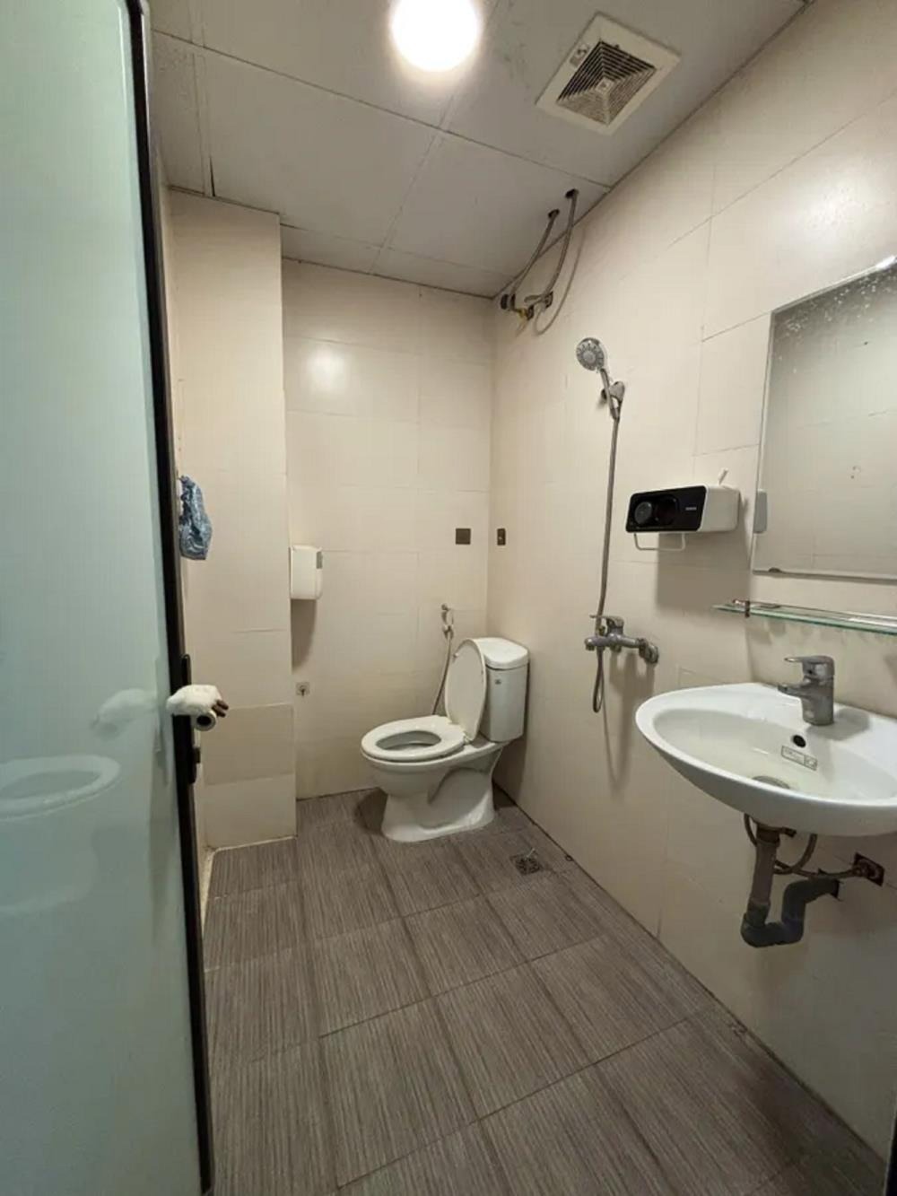Bán nhà Ngọc Khánh, Ba Đình - 32/35m² x 4 Tầng, Ngõ Thông Thoáng