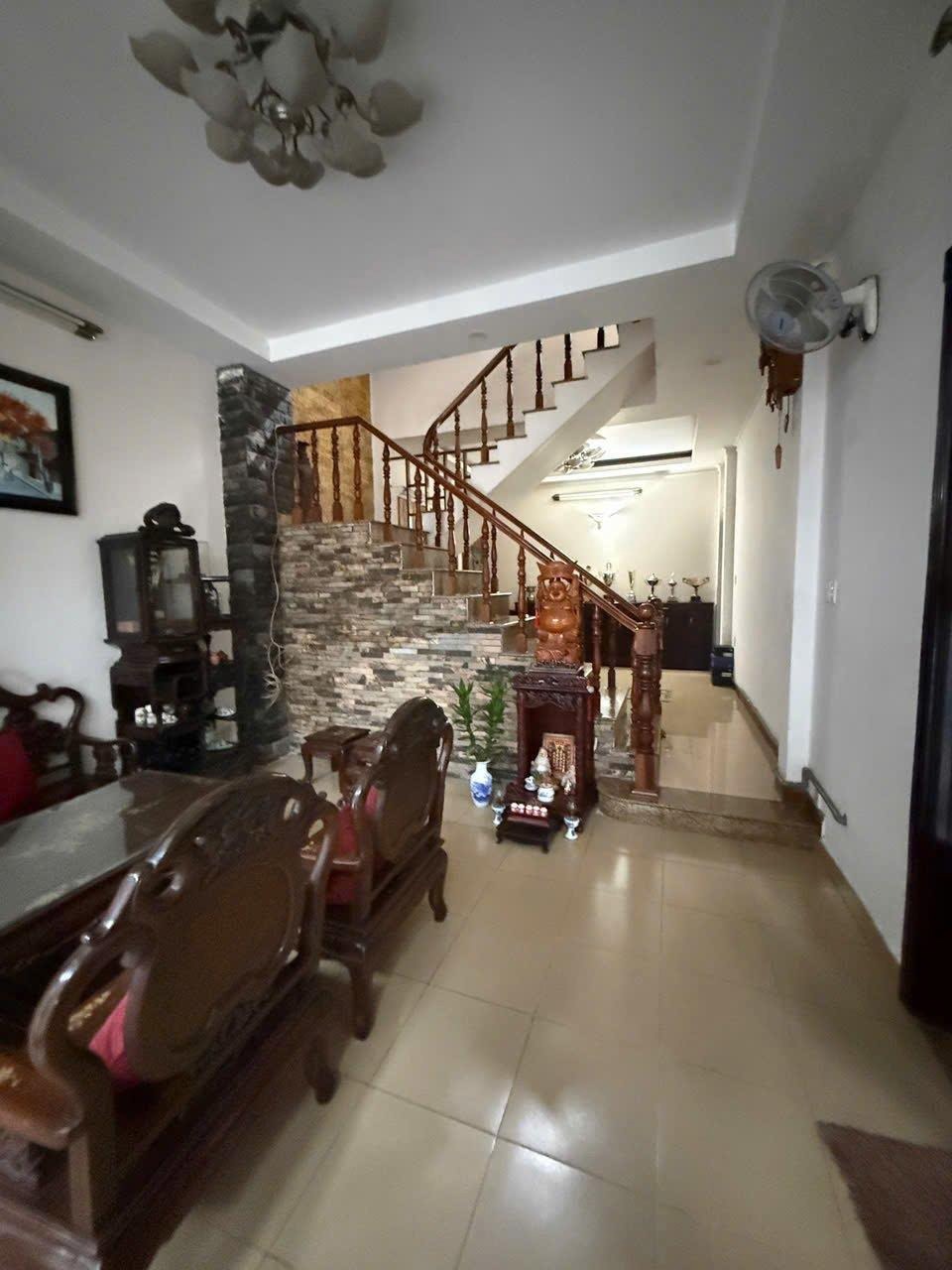 Bán Nhà 7/3 Trung Lang, Tân Bình - 5PN, 6.8 Tỷ - Vị Trí Đắc Địa