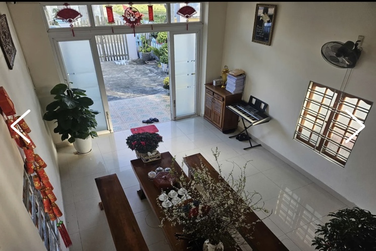 Nhà 2 tầng 2 mặt tiền Mai Đăng Chơn . DT:162m
