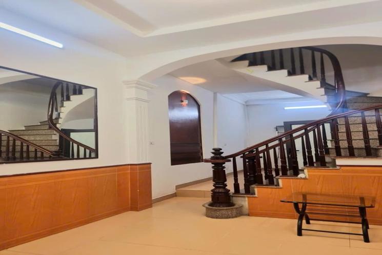 Chỉ 5,8 tỷ có ngay nhà gần phố Thụy Khuê 35m², 5 tầng, lô góc