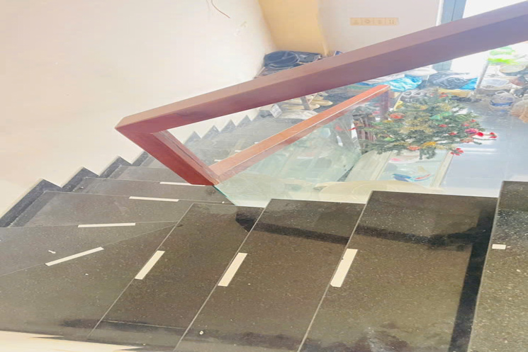 BÁN NHÀ 2 TẦNG ĐÚC (7.5x20) – MẶT TIỀN THỚI AN 13, QUẬN 12