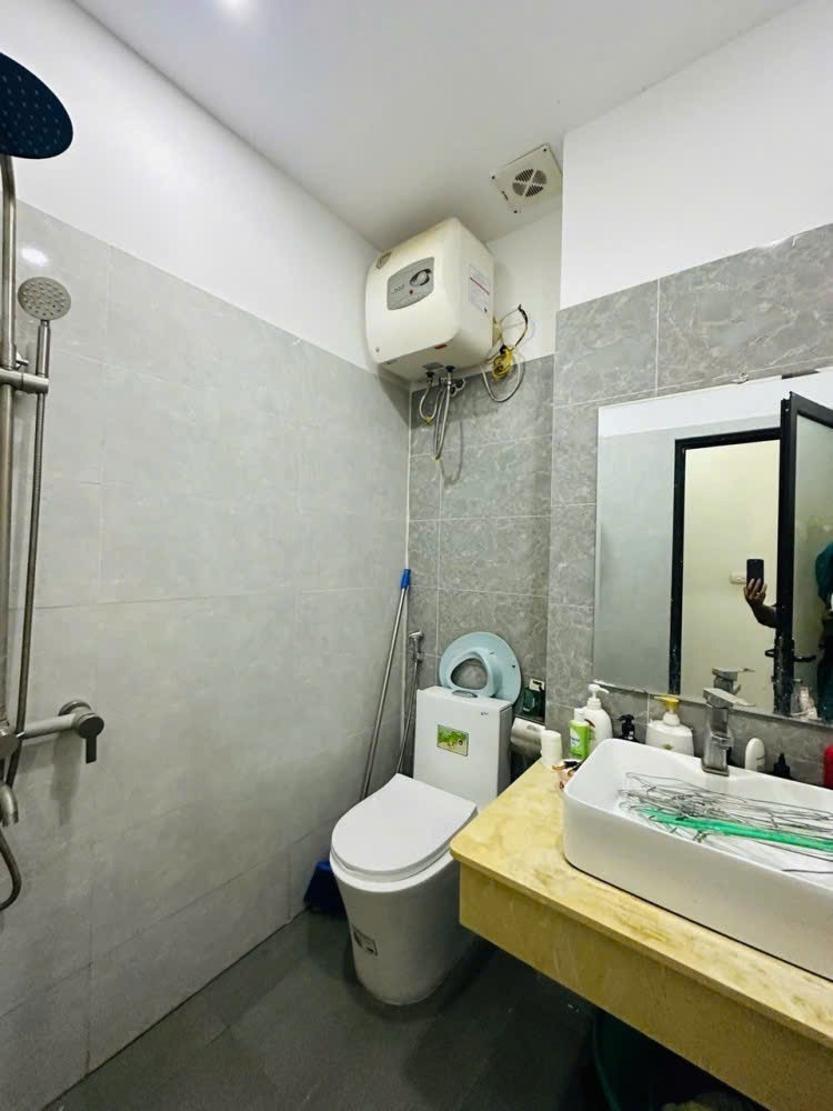 Bán Nhà Võ Chí Công, Cầu Giấy - 30m² - 5 Tầng - Full Nội Thất - Giá 7.5 tỷ