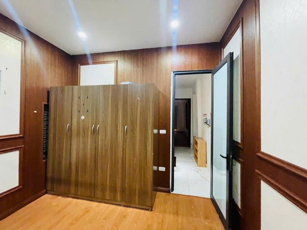 Mặt Phố Tôn Đức Thắng - 39m2 - 6 Tầng - Giá 27 Tỷ