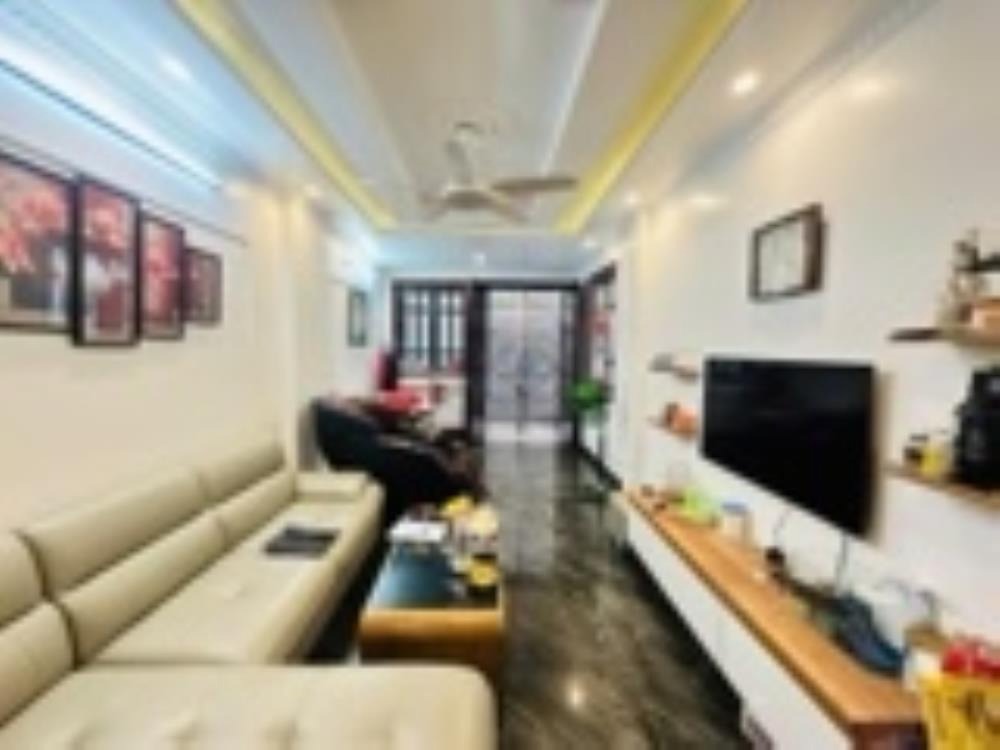 Nhà Mới 5 Tầng, Lô Góc Đại Mỗ, Hà Đông - 6 Tỷ 3 - Ô Tô Đỗ Cửa