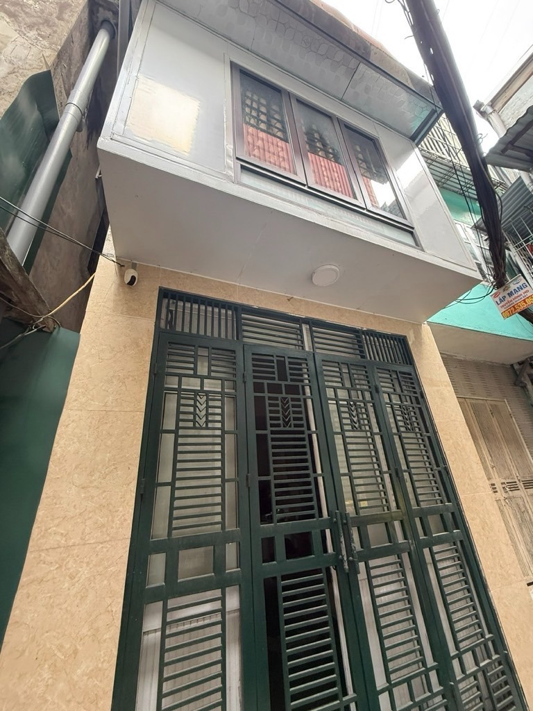 Nhà 3 Tầng Nguyễn Khoái - 2.98 Tỷ - Ngõ Rộng, Tiện Ích Vô Vàn