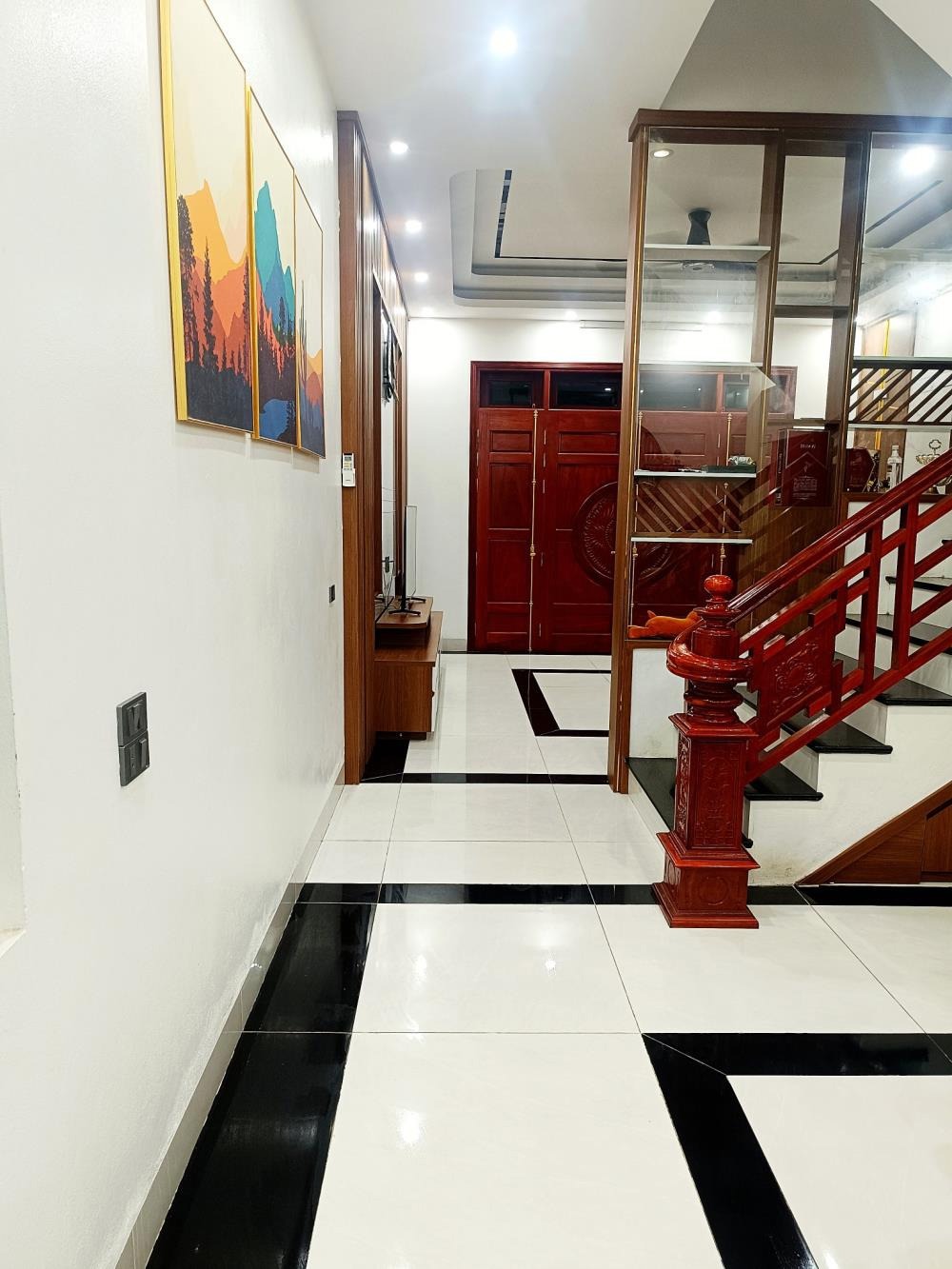 Bán nhà phân lô VIP Lạc Trung, Hai Bà Trưng - 76m², MT 5.9m, Kinh Doanh - Đầu Tư