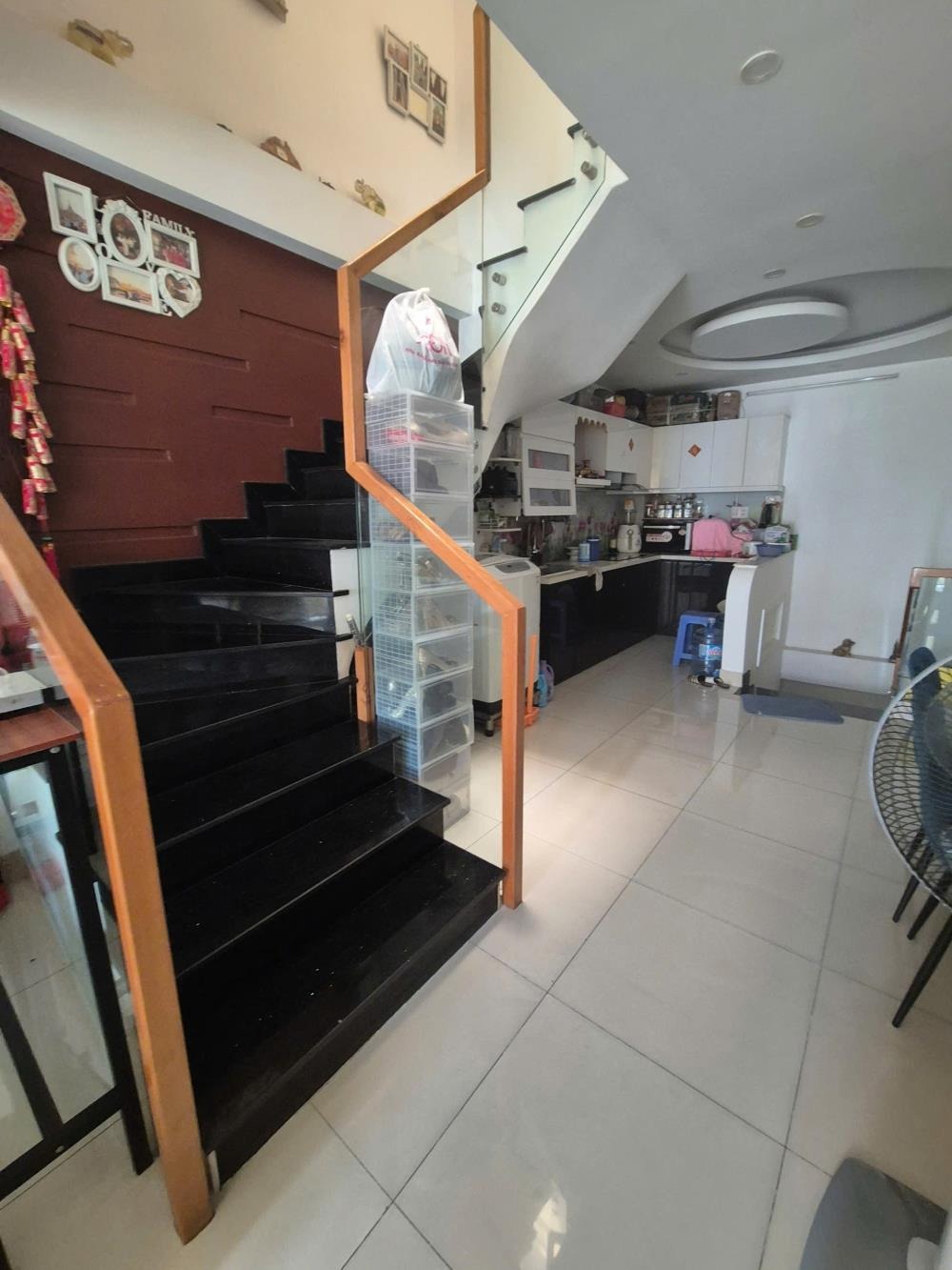 Bán Nhà 4 Tầng Bình Tân - Vị Trí Đắc Địa, Giá Tốt - 0974687799