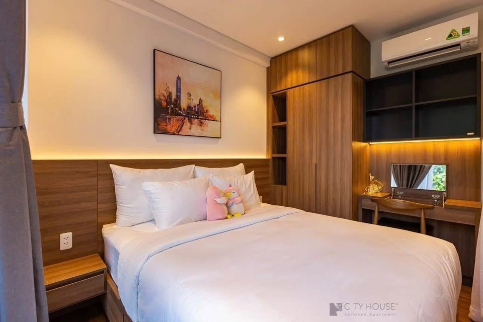 Căn Hộ 2PN, 2WC Hoàng Văn Thụ - Sổ Hồng Riêng - Giá Chỉ 1.8 Tỷ
