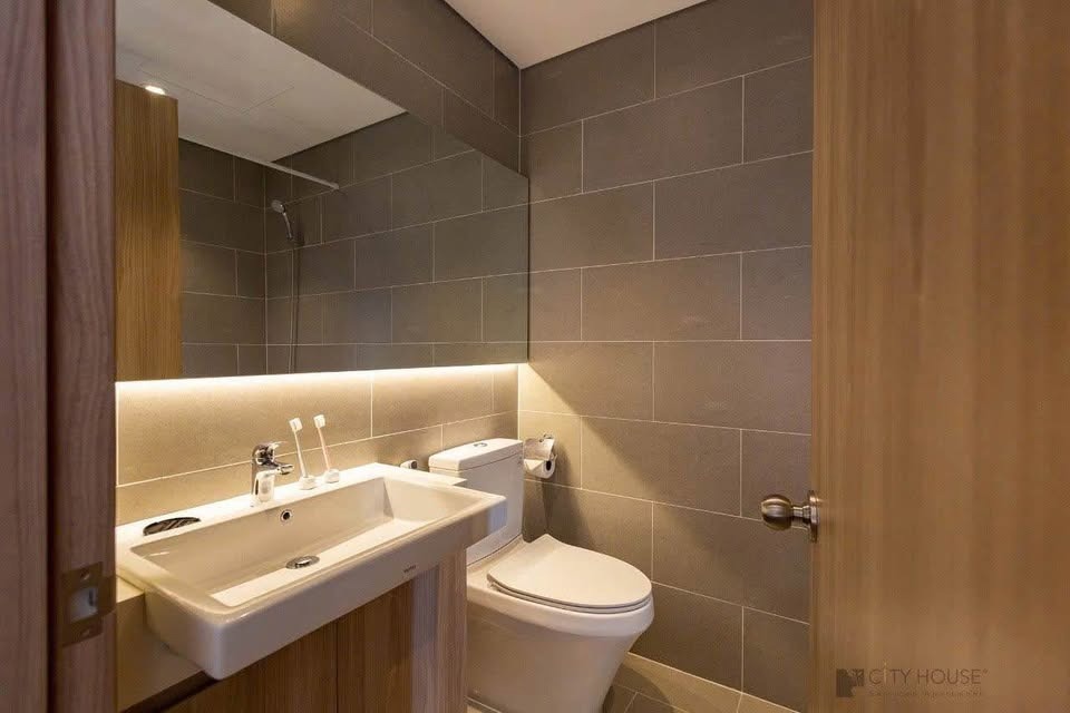 Căn Hộ 2PN, 2WC Hoàng Văn Thụ - Sổ Hồng Riêng - Giá Chỉ 1.8 Tỷ