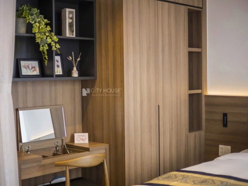 Căn Hộ 2PN, 2WC Hoàng Văn Thụ - Sổ Hồng Riêng - Giá Chỉ 1.8 Tỷ