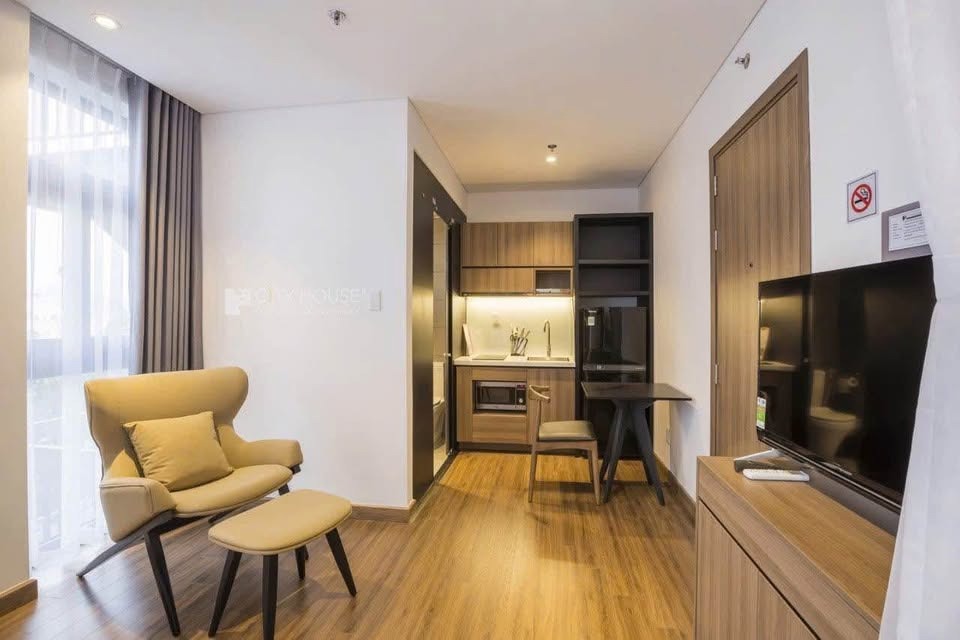 Căn Hộ 2PN, 2WC Hoàng Văn Thụ - Sổ Hồng Riêng - Giá Chỉ 1.8 Tỷ