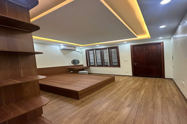 BÁN NHÀ NGỌC THỤY 34M2,  6 TẦNG, THANG MÁY, FULL NỘI THẤT