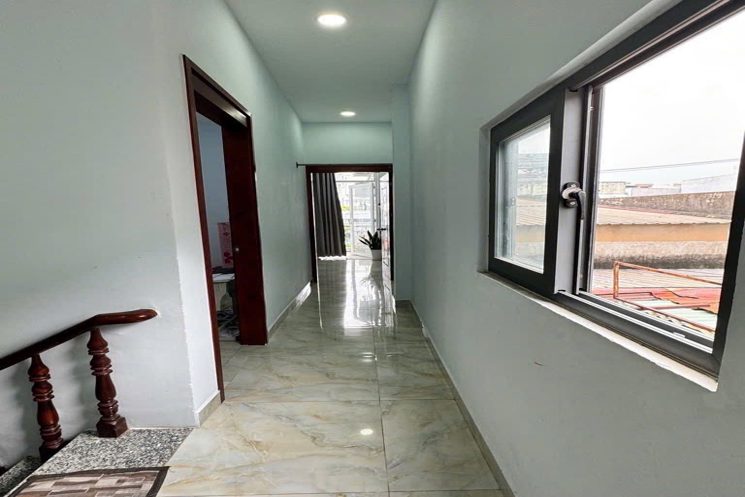 Nhà Hẻm Ô Tô Ngay Chợ Phạm Văn Bạch