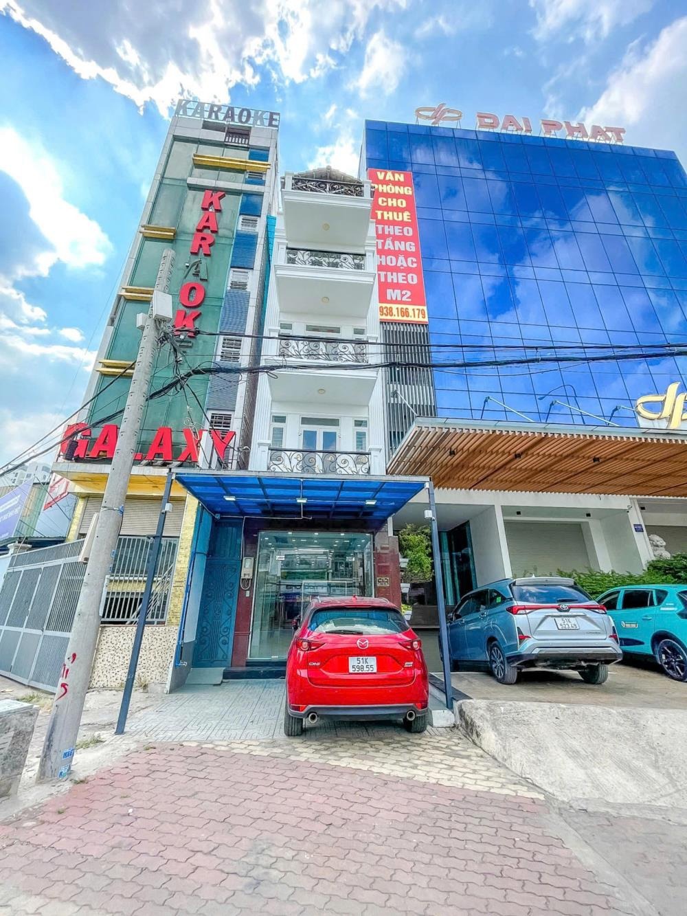 Siêu phẩm Mặt Tiền Hà Huy Giáp, Quận 12: 5 Lầu Sang Trọng - Kinh Doanh Đa Ngành