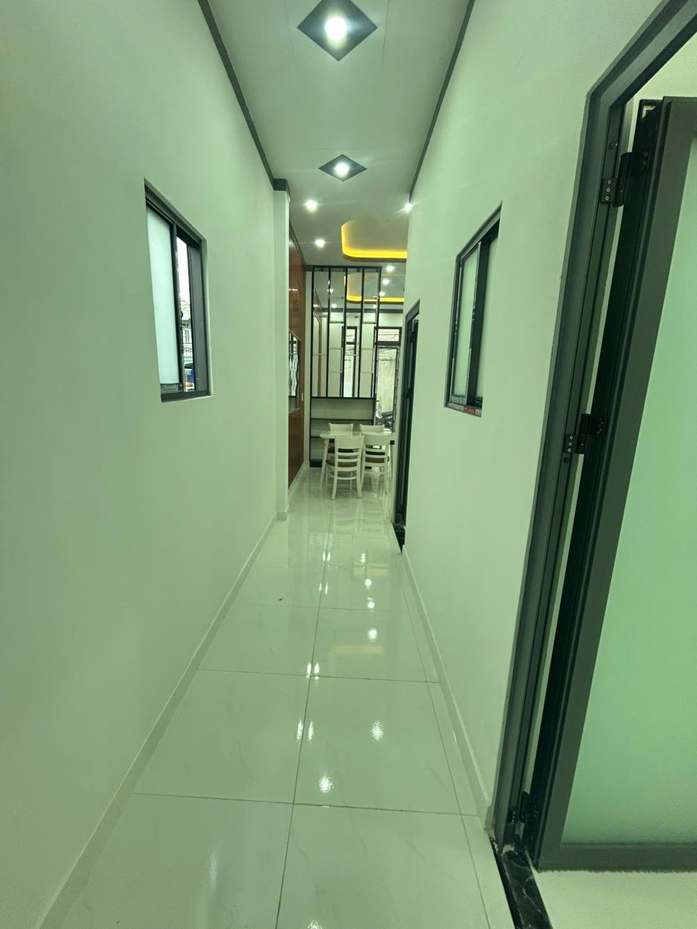Nhà Chính Chủ Hóc Môn Sổ Hồng Riêng Giá 949 Triệu - Vị Trí Đắc Địa