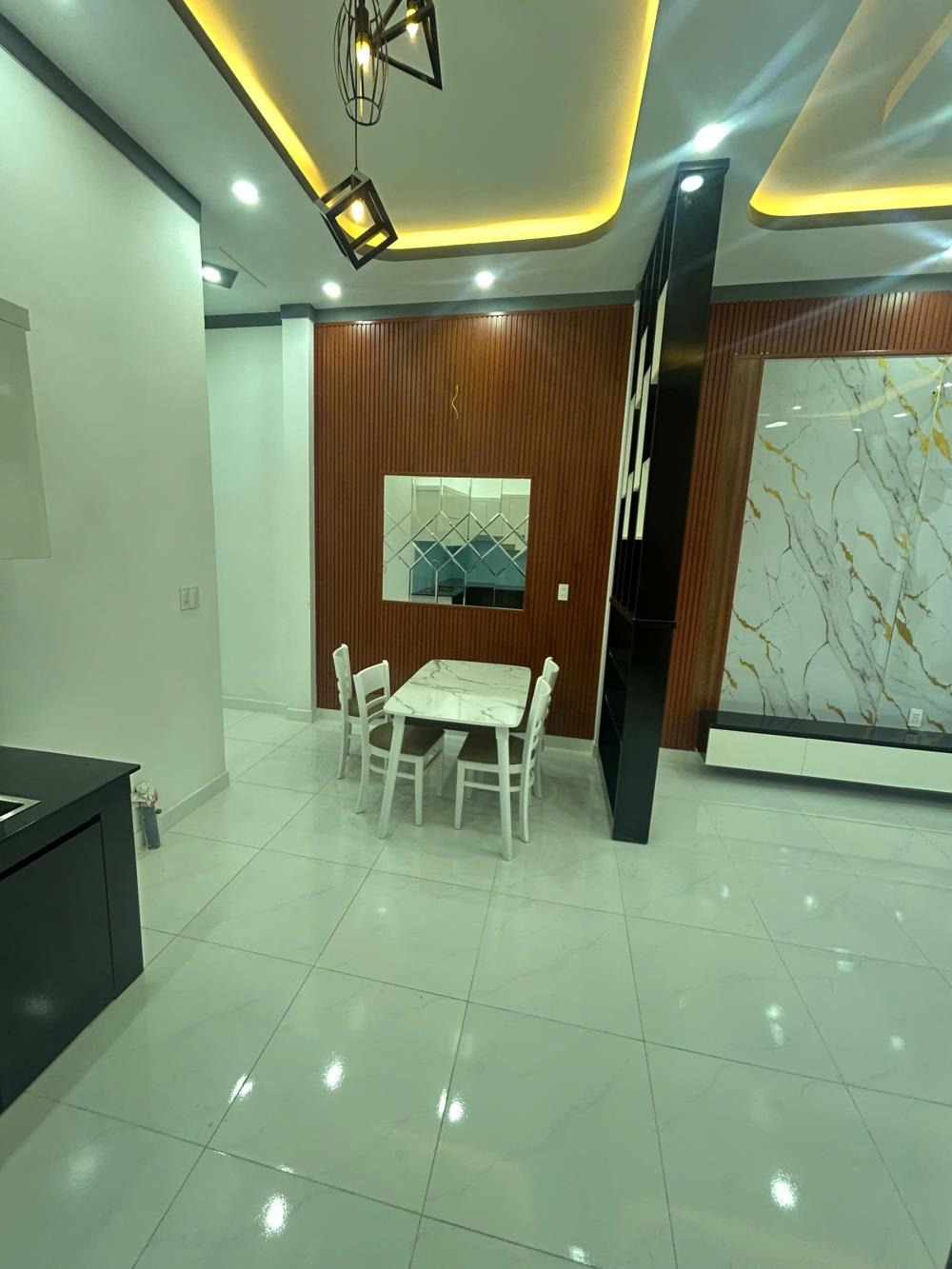 Nhà Chính Chủ Hóc Môn Sổ Hồng Riêng Giá 949 Triệu - Vị Trí Đắc Địa