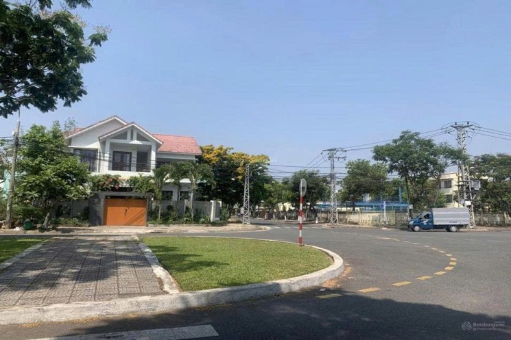 NHÀ VỊ TRÍ ĐẸP – GIÁ TỐT CHÍNH CHỦ cần bán nhanh căn nhà mặt tiền tại Ngũ Hành Sơn, TP Đà Nẵng