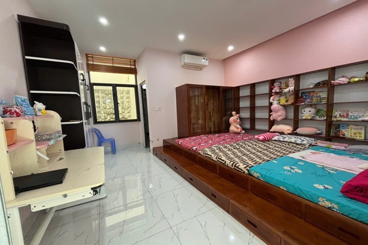 13,3 TỶ – BIỆT THỰ 3 TẦNG VEN SÔNG HÒA XUÂN – KIẾN TRÚC HIỆN ĐẠI, VỊ TRÍ ĐẮC ĐỊA TRÊN ĐƯỜNG TRẦN