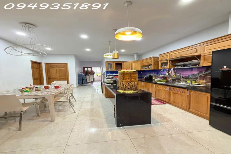 NHÀ HXH LÊ QUANG ĐỊNH 318M2 DÀI 50M 2TẦNG 7PN SHR HOÀN CÔNG ĐỦ GIÁ 21,5TỶ LH 0949351891 MR TOAN