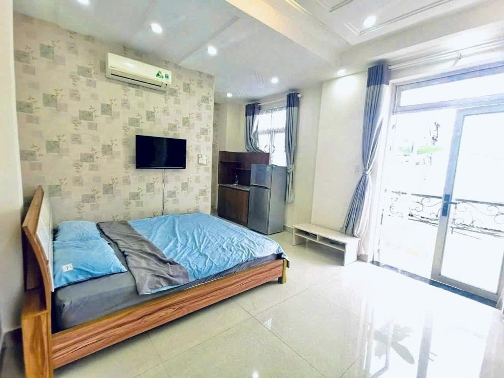 Bán Biệt Thự Góc 2 Mặt Tiền Hoàng Hoa Thám, Phú Nhuận - 18 Tỷ (6.5x13.5m)
