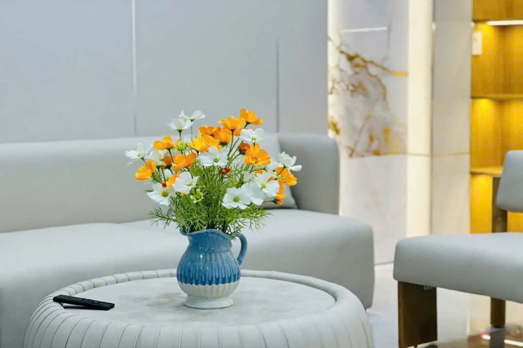 Nhà kiên cố, Mặt Phố, Trung Tâm Cẩm Lệ giá tốt. Nhà 3 tầng Mặt Tiền Đường Nguyễn Văn Huyên. Phía